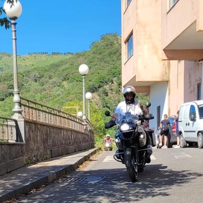 102 Dopo Aver Salutato E Ringraziando La Signora Mariangela La Nostra Guida Adele Si Riparte