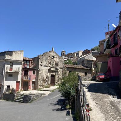 50 La Chiesa Sconsacrata Di San Francesco. E Indubbiamente Affascinante Vedere Come Il Tempo Conserva E Allo Stesso Modo Distrugge Tutto