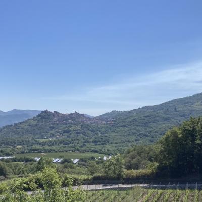 8 Un Bellissimo Panorama Della Citta Di Castiglione Di Sicilia