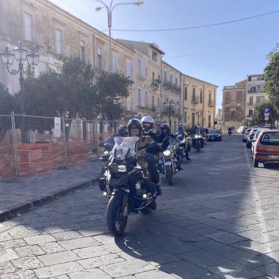 044 Francesco Saluto Da Puro Motociclista
