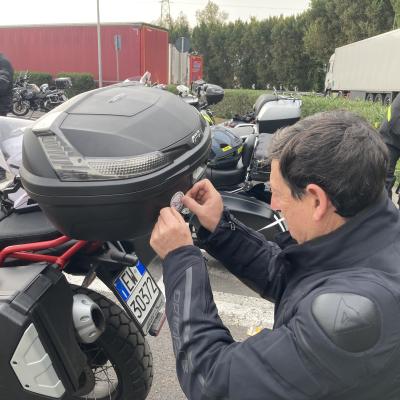 008 Il Presidente Battezza La Moto Di Mazzei