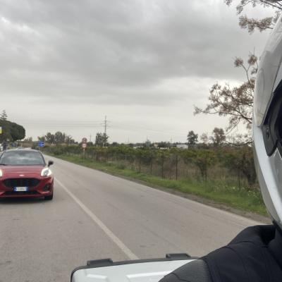 012 L Ammiraglia Ci Segue A Ruota