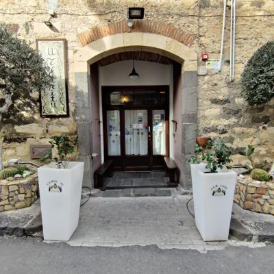 069 Ed Eccoci Al Ristorante U Trappitu Per Il Meritato Pranzo