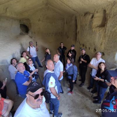 033 Le Grotte Furono In Seguito Riutilizzate Dalla Comunita Monastica Bizantina Per Vari Scopi Primo Fra Tutti Quello Religioso