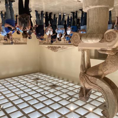 039 Il Pezzo Piu Impressionante Tuttavia E La Sfinge E Un Enorme Statua Che Incorono Una Colonna E Un Capitello Ionici Per Un Totale Di 12 Metri Di Altezza