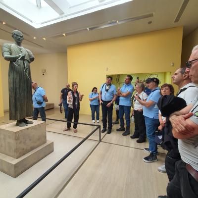 045 Questa E La Stanza Dell Auriga La Statua Costituiva Uno Dei Migliori Esemplari Di Scultura In Bronzo Del V Secolo Dal Cosiddetto Stile Austero