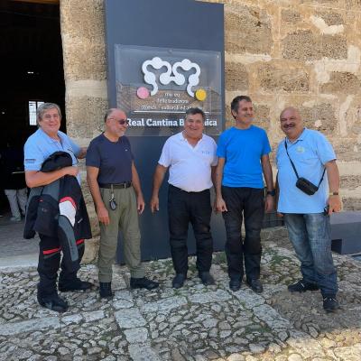 061 Esperti E Conoscitori Di Cantine Ma Principalmente Di Vino Hic