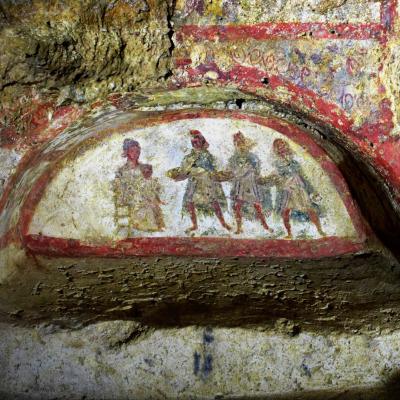 104 Numerosi Affreschi Neo E Vetero Testamentari Nonche Scene Di Vita Quotidiana E Un Repertorio Iconografico Appartenente Alla Piena Tradizione Romana