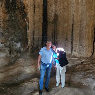 145 Tania E Guglielmo Nella Grotta