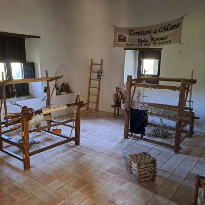 071 I Telai Per La Tessitura