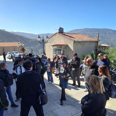 011 Ci Da Il Benvenuto L Assessora Marcella Scalia Del Comune Di Raccuja