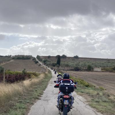007 Lasciata La Lunga Colonna La Sp26 Ci Dirigiamo Verso Le Cantine