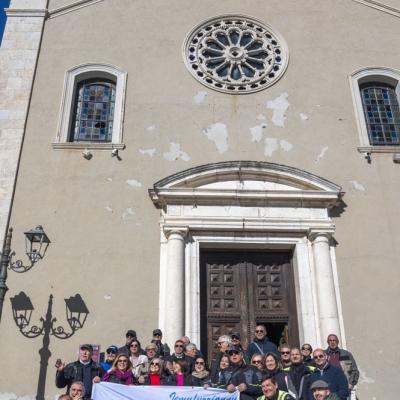 015 Foto Di Gruppo Con Il Consigliere Bello Davanti Alla Chiesa Madonna Del Piliero1