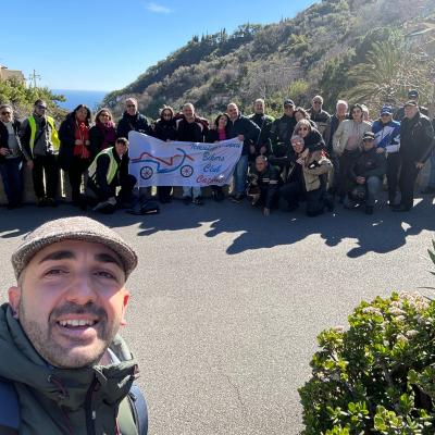 026 Il Consigliere Bello Si Fa Un Selfie Con Il Gruppo1