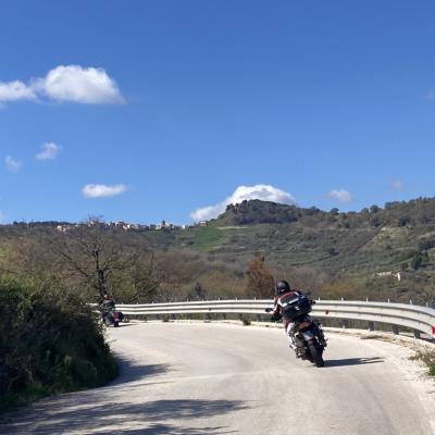 006 Mario In Piega Sulla Sp5