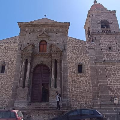 037 Chiesa Di Sant Antonio Abate E Da Ricondursi Al 1623 Prospetto Centrale Presenta Una Facciata A Salienti In Stile Tardo Barocco A Cui Si Addossa La Torre Campanaria