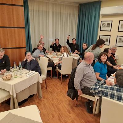 006 Il Brindisi Inizio Tour Del Presidente