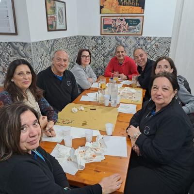 113 Grazie A Lara Nipotina Di Maurizio Che E Riuscita A Trovare Un Locale A Civitavecchia A Notte Fonda Per Poterci Rifocillare