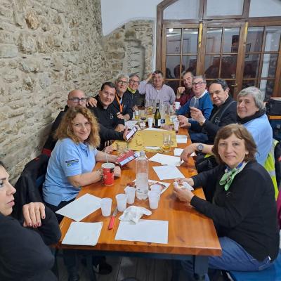 115 Un Brindisi Ad Anna E Francesco L Importante E Bene Cio Che Finisce Bene E Che Rimane Solo Un Ricordo Di Avventure Motociclistiche