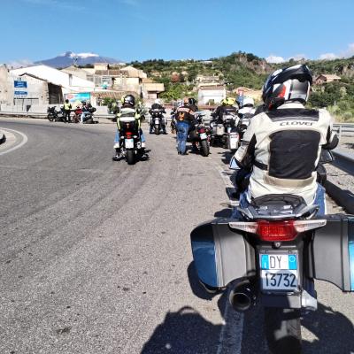 004 In Attesa Dell Arrivo Del Gruppo Di Messina