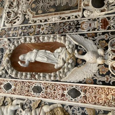 063 Santa Maddalena Panettieri Con Ai Piedi Il Bene E Il Male Ed In Basso L Acquila Che Indica L Ascesa Spirituale Sorreggendoli Sulle Proprie Ali