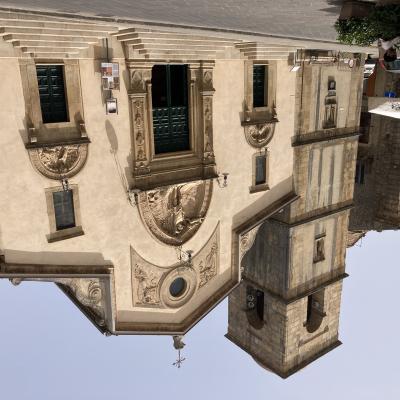 016 La Chiesa E Stata Costruita Nel Xvi Secolo E Intorno Al 1670 Fu Edificato Il Campanile A Quattro Ordini Sovrastati Da Una Cupola A Bulbo