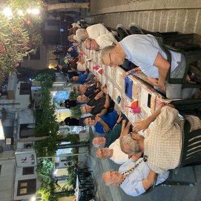 016 Ed Eccoci Finalmente Seduti Al Nostro Lungo Tavolo